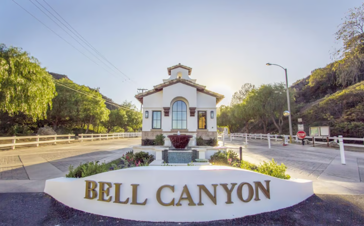 bell canyon, screenshot at